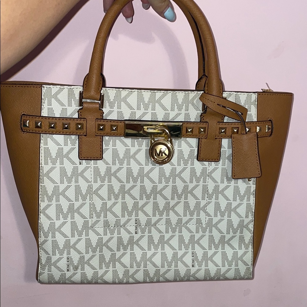Basically brand new Michael Kors purse